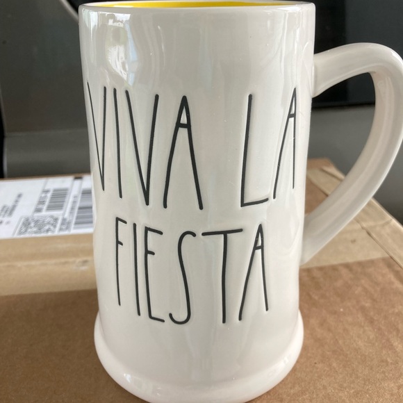 Rae Dunn Viva La Fiesta Beer Mug - Picture 1 of 1